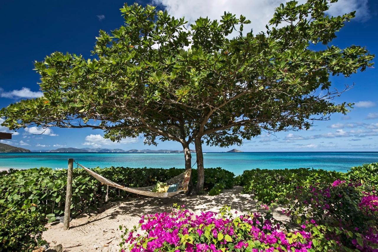 ספניש טאון Beachcomber Villa מראה חיצוני תמונה
